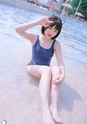 我在雨中等你