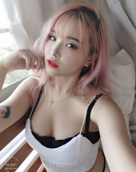 年轻儿媳妇