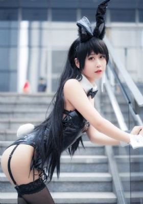 丰满少妇被猛烈进入的故事李龙